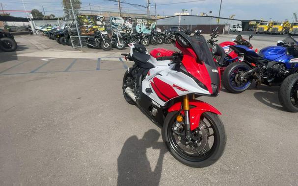 2026 Yamaha YZF-R7 CA 70th Anniversary Edition
