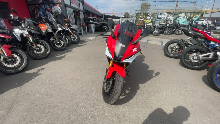 2026 Yamaha YZF-R7 CA 70th Anniversary Edition