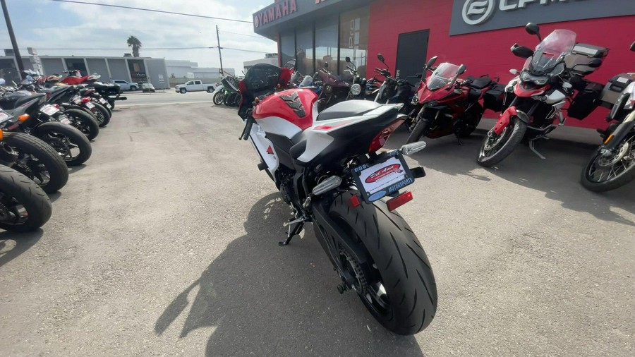 2026 Yamaha YZF-R7 CA 70th Anniversary Edition