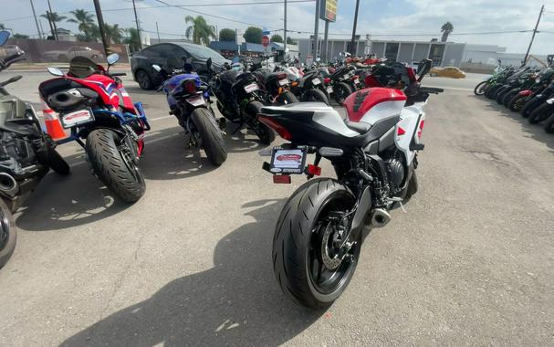 2026 Yamaha YZF-R7 CA 70th Anniversary Edition