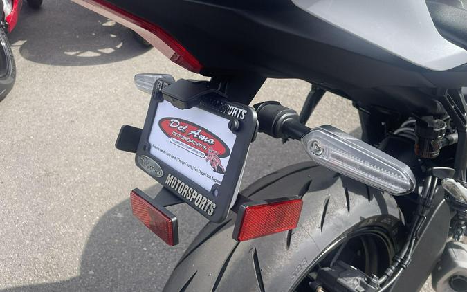 2026 Yamaha YZF-R7 CA 70th Anniversary Edition
