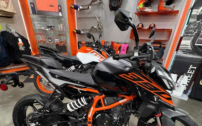 2026 KTM 390 Duke