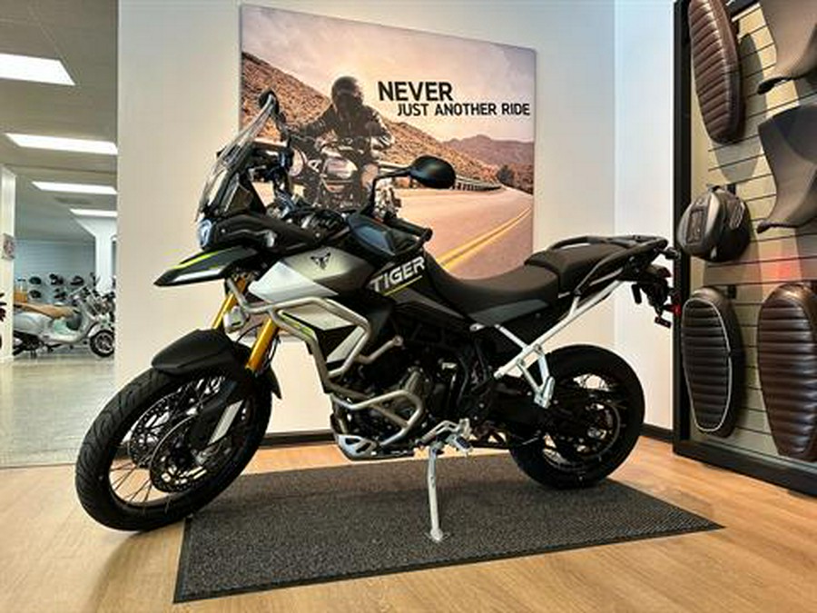 2024 Triumph Tiger 900 Rally Aragón Edition