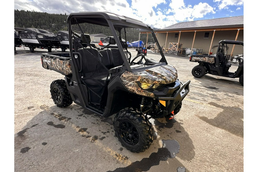 2024 Can-Am Defender XT HD10