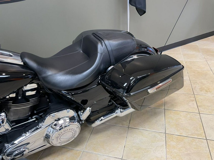 2021 Harley-Davidson Street Glide® Base