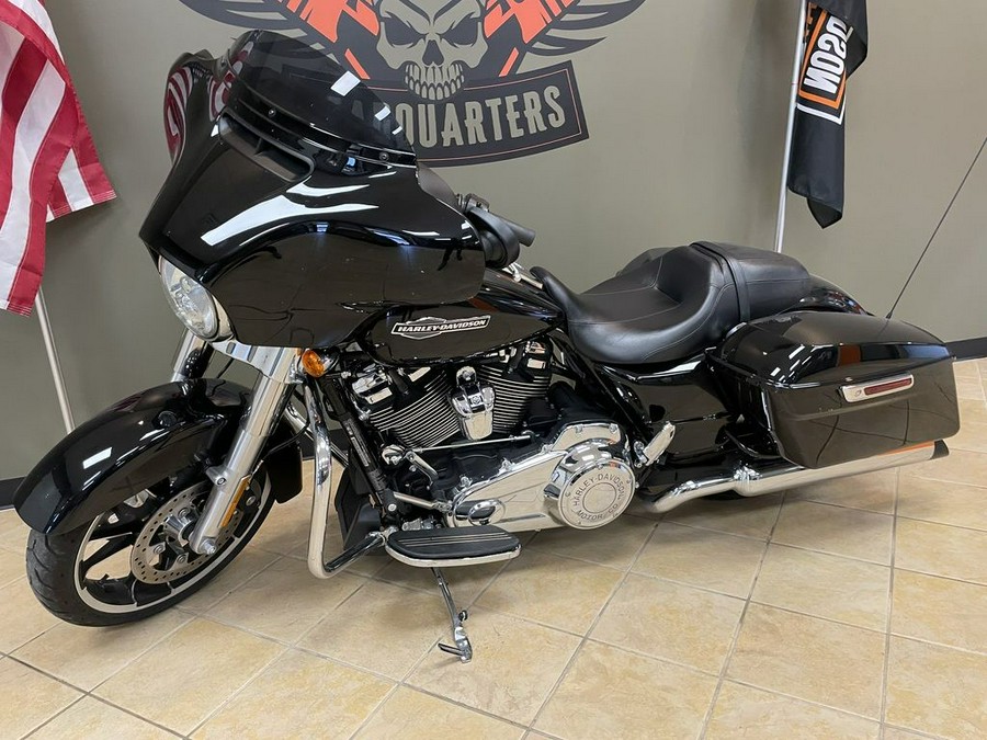 2021 Harley-Davidson Street Glide® Base