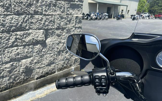 2024 Harley-Davidson Tri Glide® Ultra