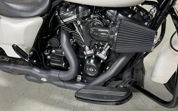 2018 Harley-Davidson FLHXS - Street Glide Special