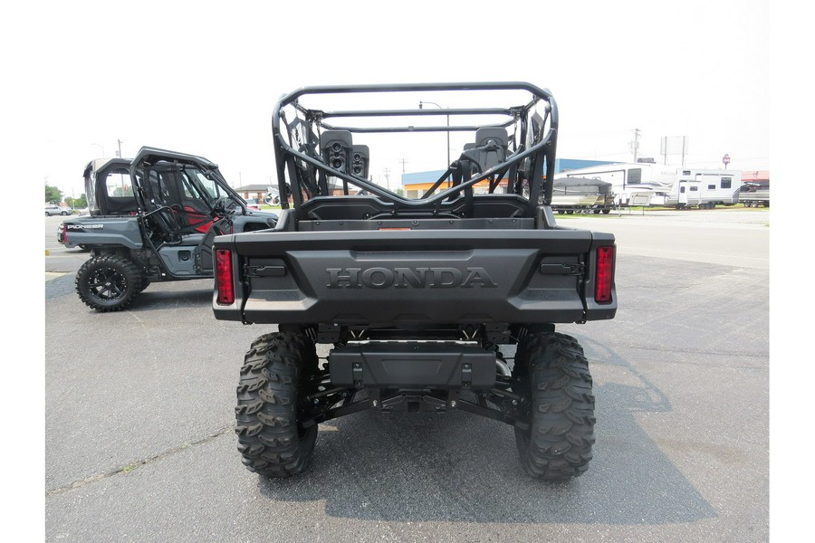 2025 Honda Pioneer 1000-6 Crew Deluxe