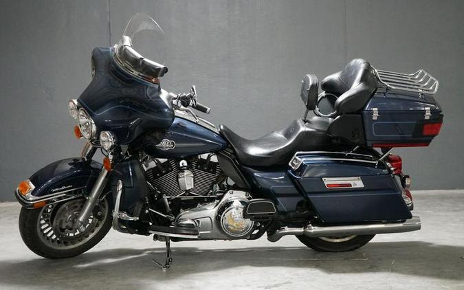 2009 Harley-Davidson® FLHTCU - Ultra Classic® Electra Glide®