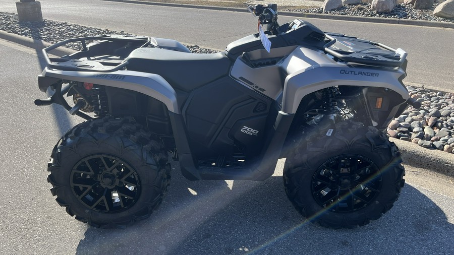 2024 Can-Am™ Outlander™ XT 700