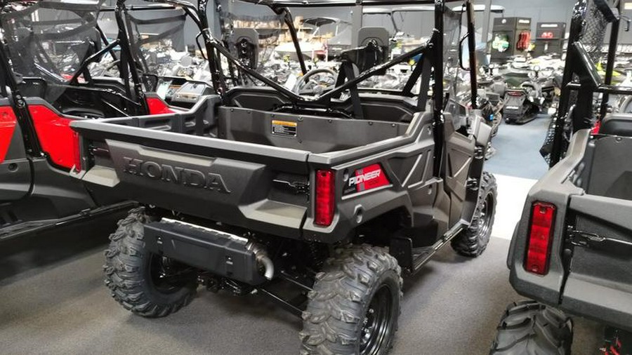 2024 Honda® Pioneer 1000