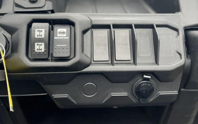 2026 Can-Am® Defender MAX DPS HD7 Compass Green