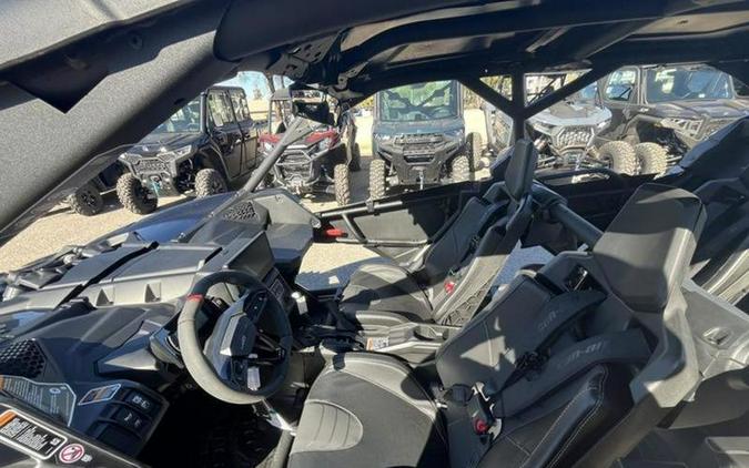 2026 Can-Am® Maverick X3 Max X RS Turbo RR Triple Black_4.5 in