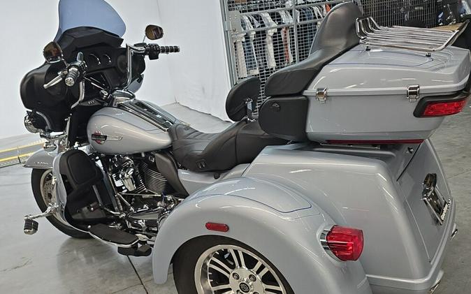 FLHTCUTG 2023 Tri Glide® Ultra