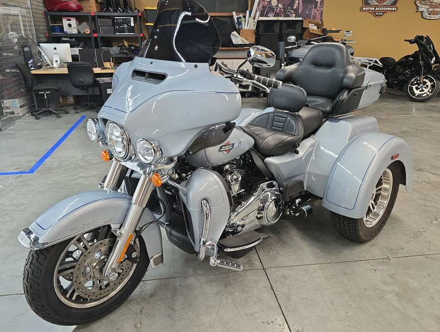 FLHTCUTG 2023 Tri Glide® Ultra