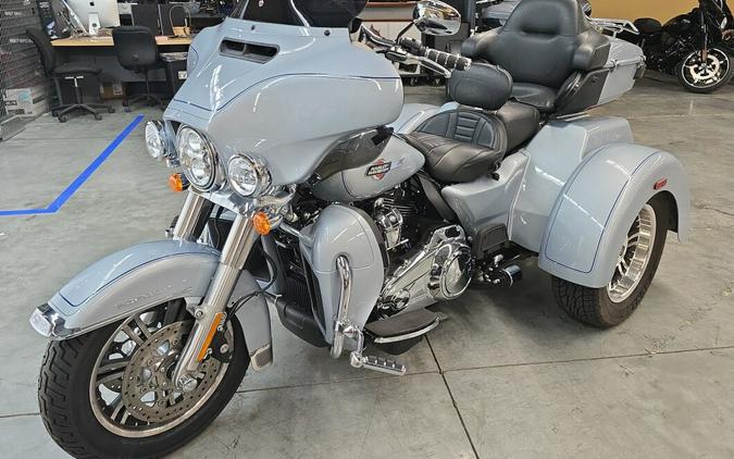 FLHTCUTG 2023 Tri Glide® Ultra