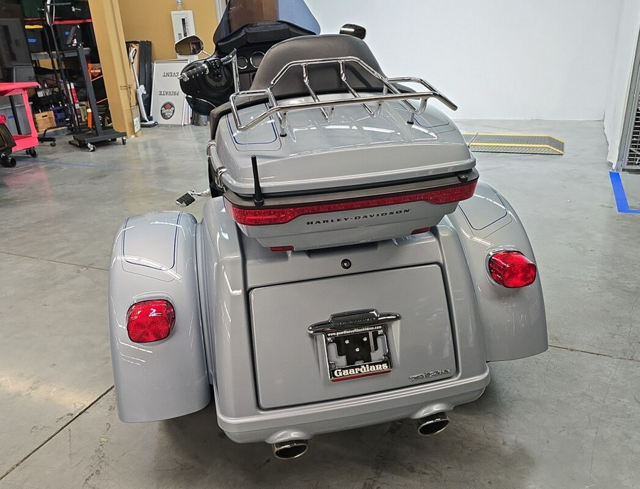FLHTCUTG 2023 Tri Glide® Ultra