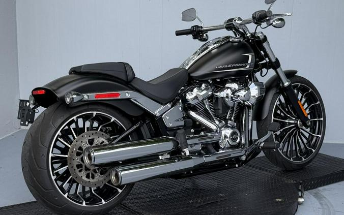 2023 Harley-Davidson Breakout Black Denim