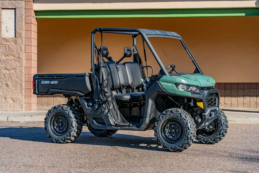 2025 Can-Am Defender HD7