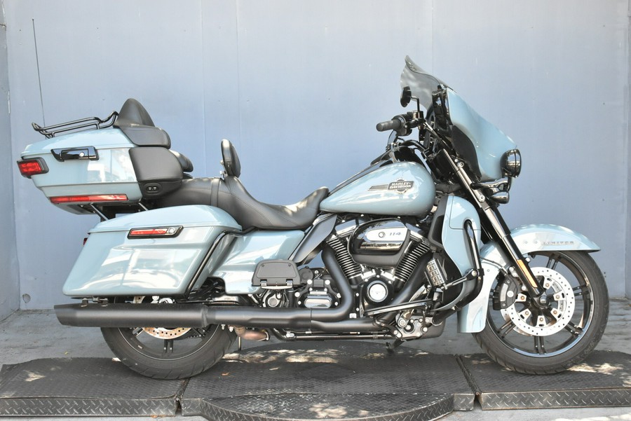 2024 Harley-Davidson Ultra Limited Sharkskin Blue