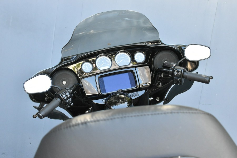 2024 Harley-Davidson Ultra Limited Sharkskin Blue