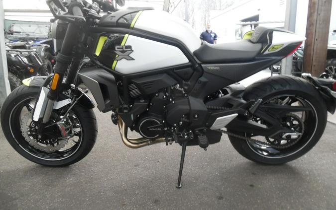 2023 CFMOTO 700CL-X Sport