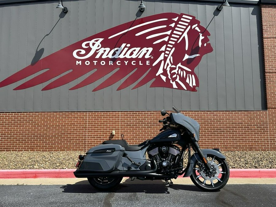 2024 Indian Motorcycle® Chieftain® Dark Horse® with PowerBand Audio Package