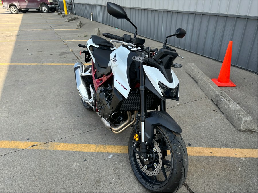 2025 Honda CB750 Hornet