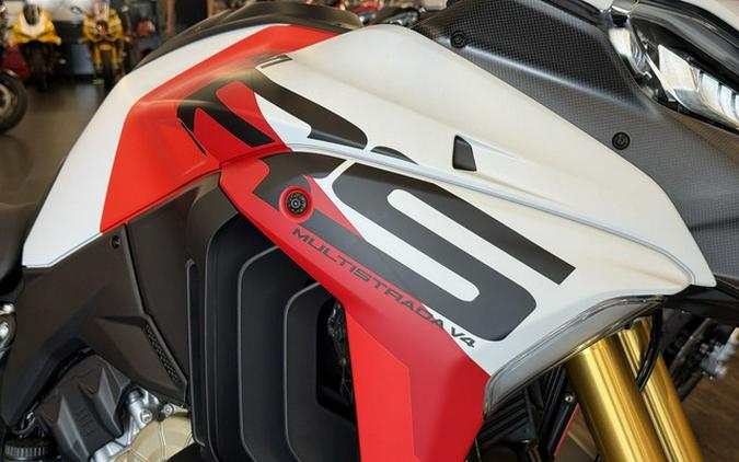 2025 Ducati Multistrada V4 RS
