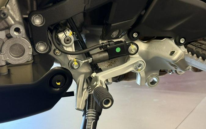 2025 Ducati Multistrada V4 RS