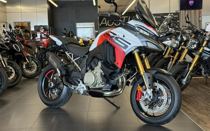 2025 Ducati Multistrada V4 RS