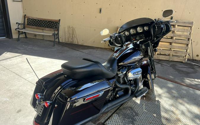 2017 Harley-Davidson® Street Glide® Special