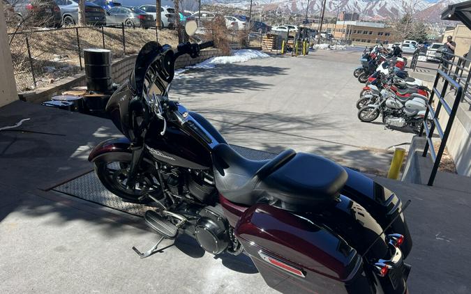 2017 Harley-Davidson® Street Glide® Special