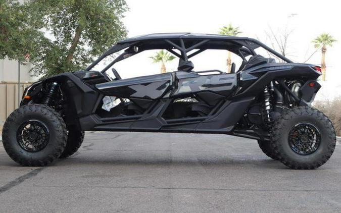 2026 Can-Am® Maverick X3 Max X RS Turbo RR Triple Black_7.6 in.
