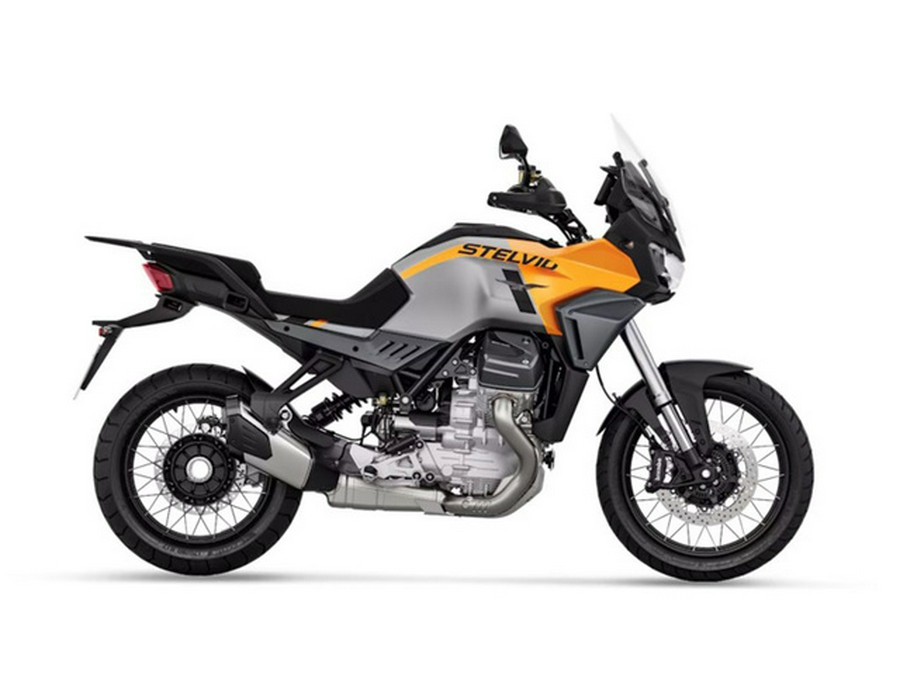 2025 Moto Guzzi Stelvio