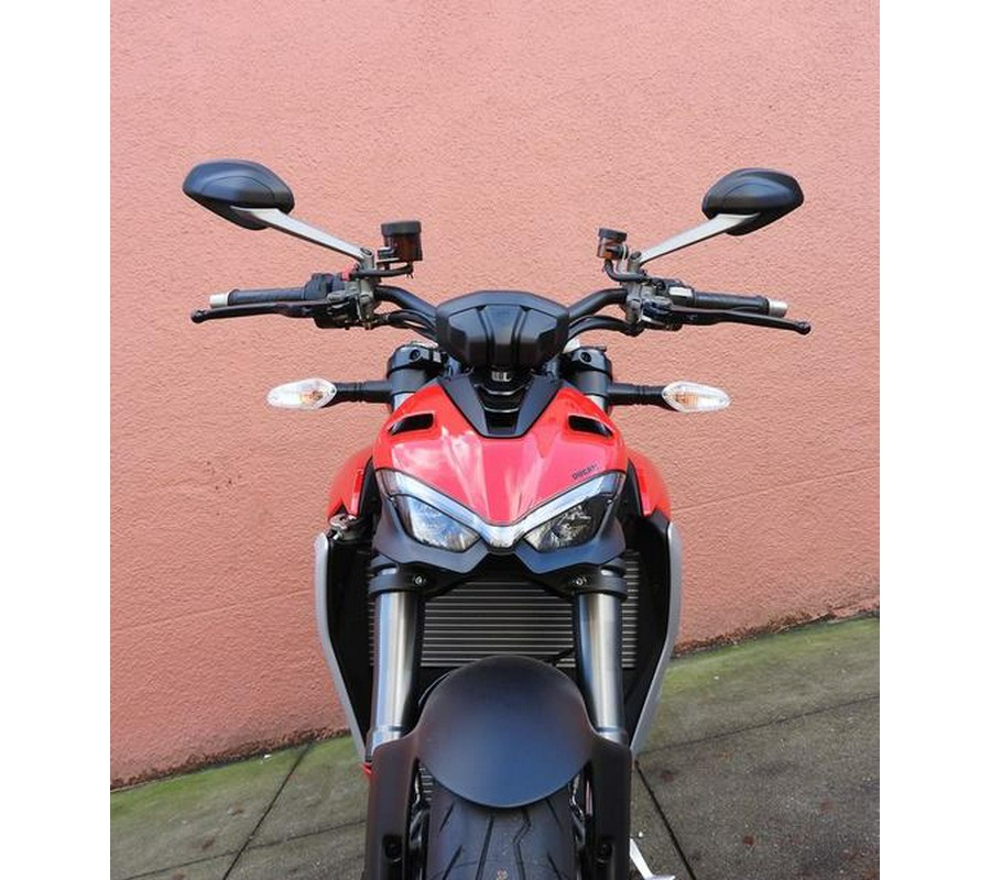 2024 Ducati Streetfighter V2 Red