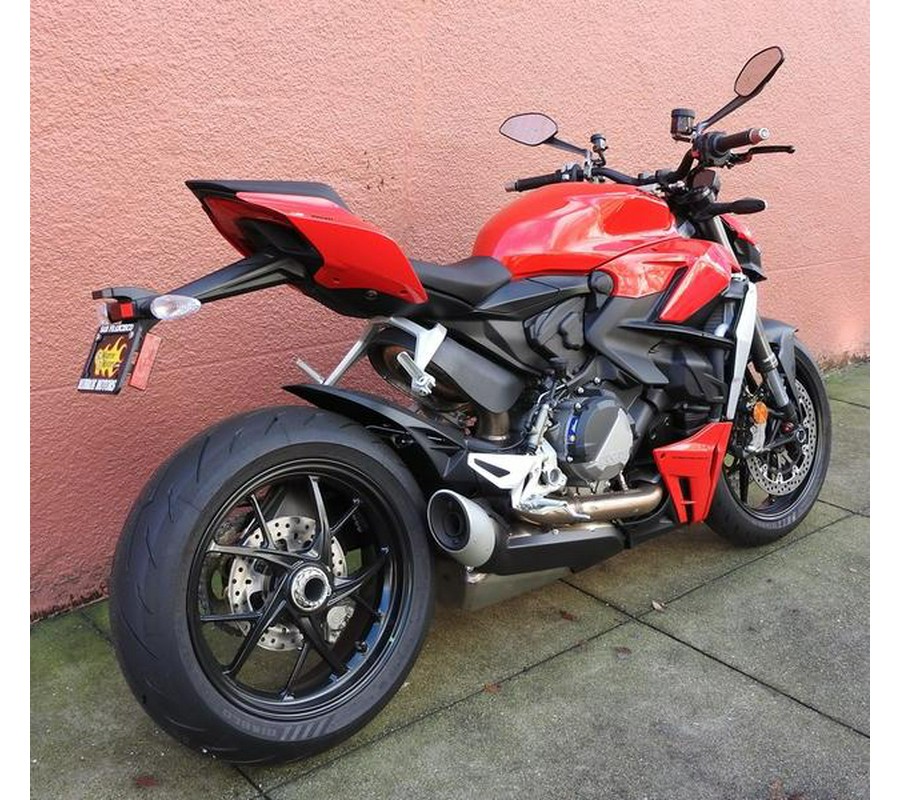 2024 Ducati Streetfighter V2 Red