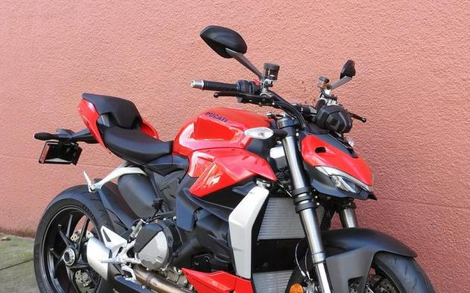 2024 Ducati Streetfighter V2 Red