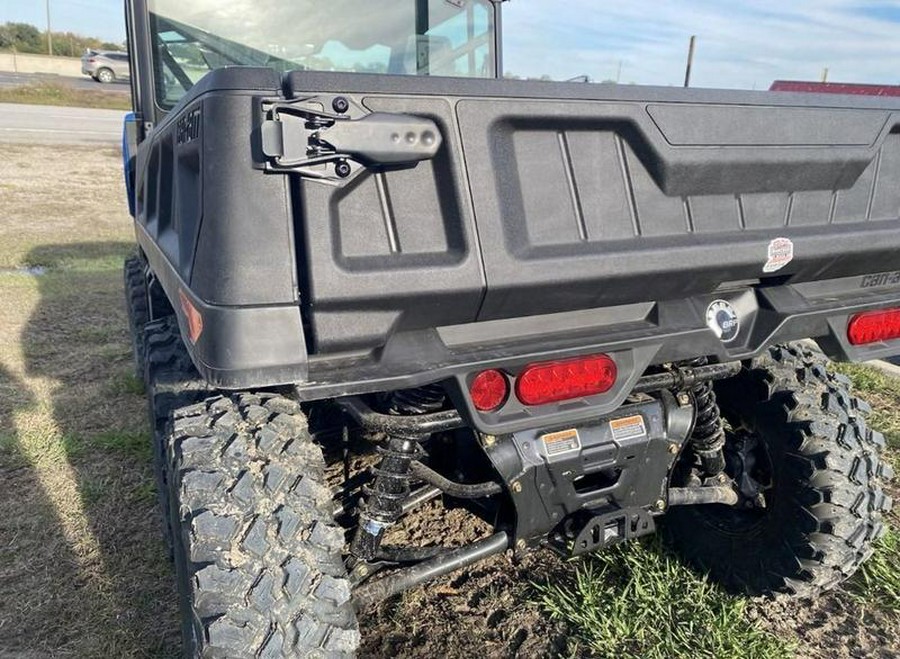 2023 Can-Am® Defender 6x6 Limited HD10