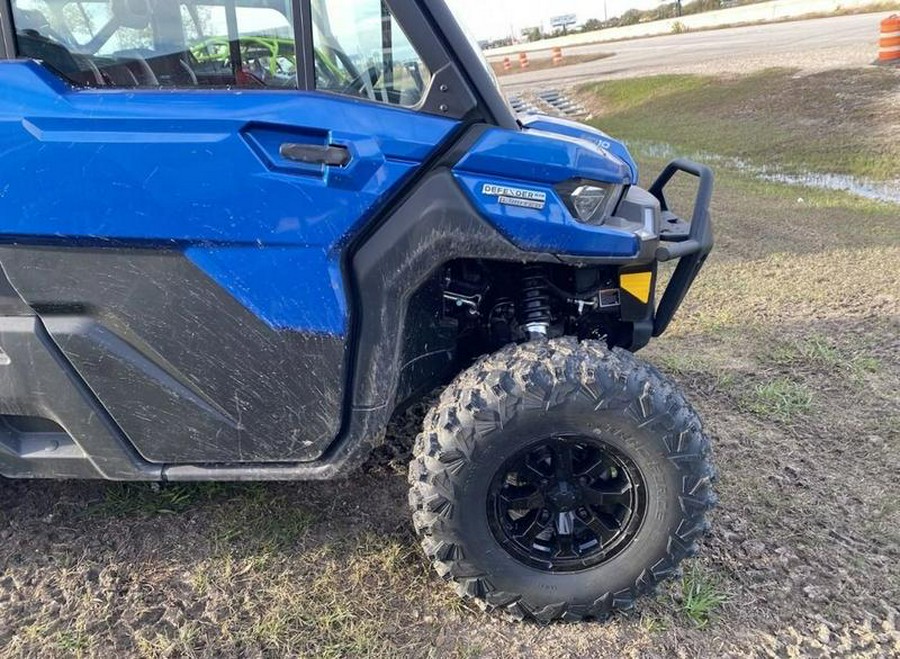 2023 Can-Am® Defender 6x6 Limited HD10