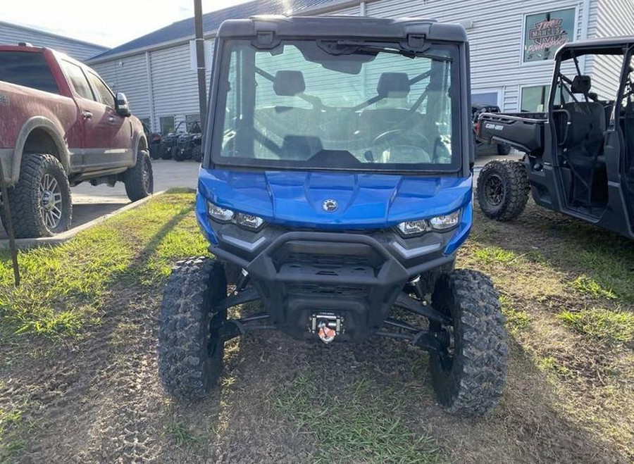 2023 Can-Am® Defender 6x6 Limited HD10