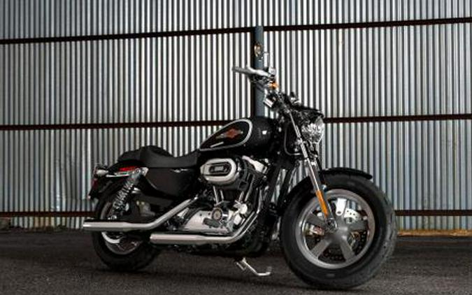 2016 Harley-Davidson Sportster® 1200 Custom