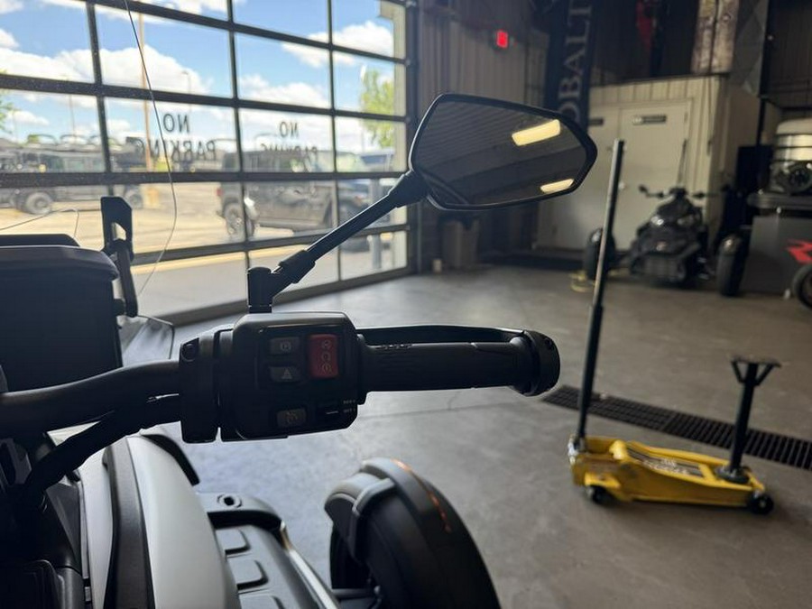 2025 Can-Am® Canyon XT