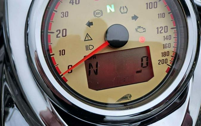 2025 Indian Springfield Black Metallic/Heavy Metallic