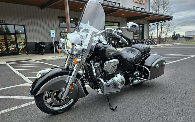 2025 Indian Springfield Black Metallic/Heavy Metallic