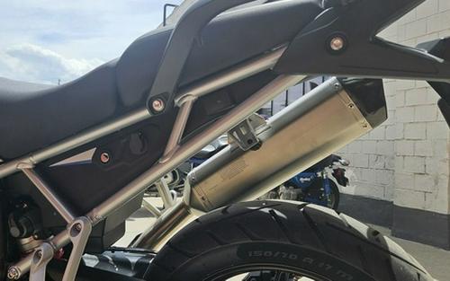 2026 Triumph Tiger 900 Alpine Edition