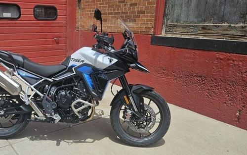 2026 Triumph Tiger 900 Alpine Edition