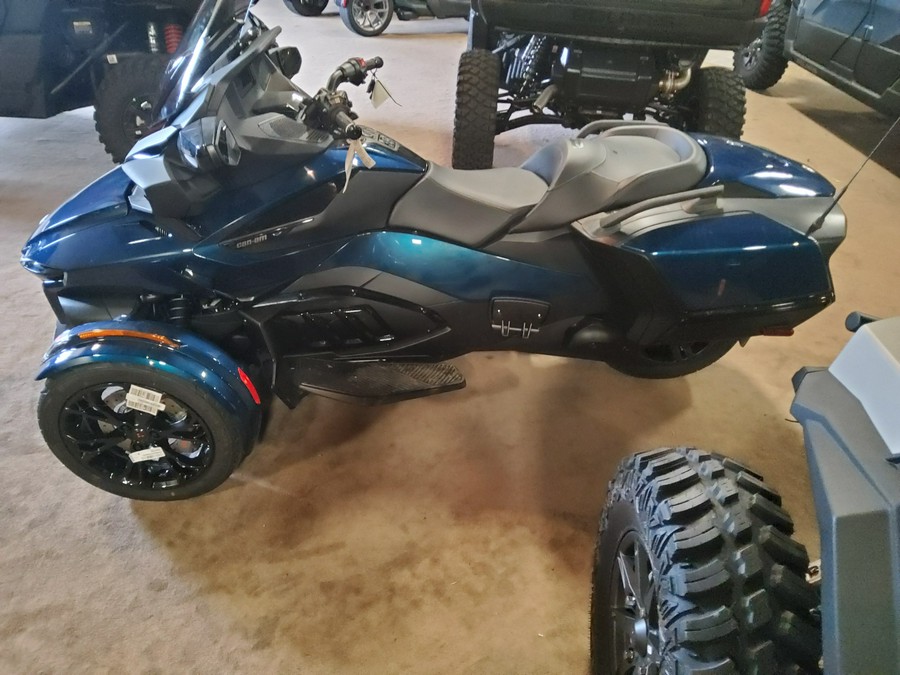 2023 Can-Am™ Spyder RT Base