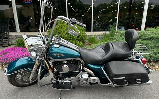 2004 Harley-Davidson FLHRCI Road King® Classic